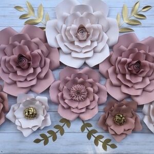 Elegant Pink and White Floral Wall Decor